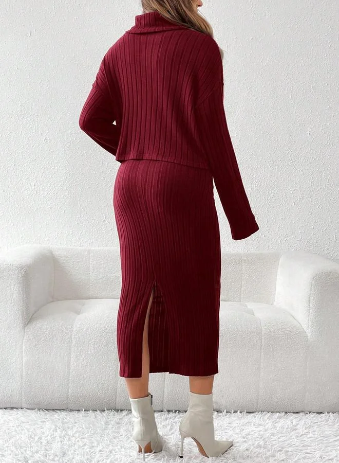 تايك تو طقم مضلع للحوامل بلوزة بياقة مرتفعة وتنورة بخصر مرن قابل للتعديل